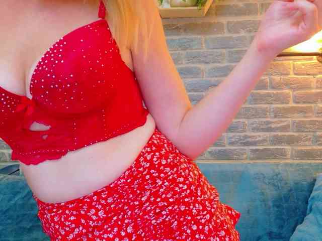 Lisa-Caprice webcam