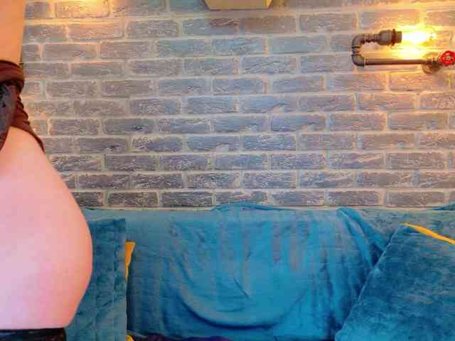 Lisa-Caprice webcam