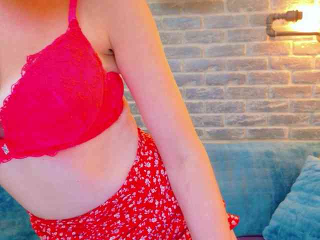 Lisa-Caprice webcam