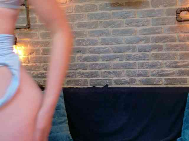 Lisa-Caprice webcam