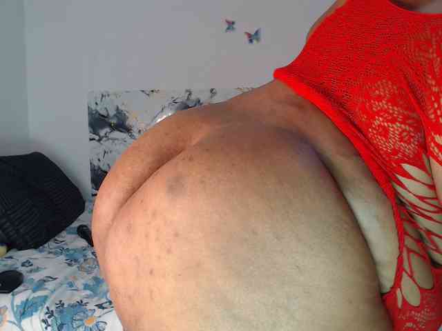 SexyChill1992 webcam