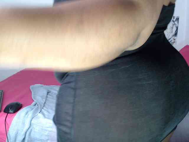 SexyChill1992 webcam