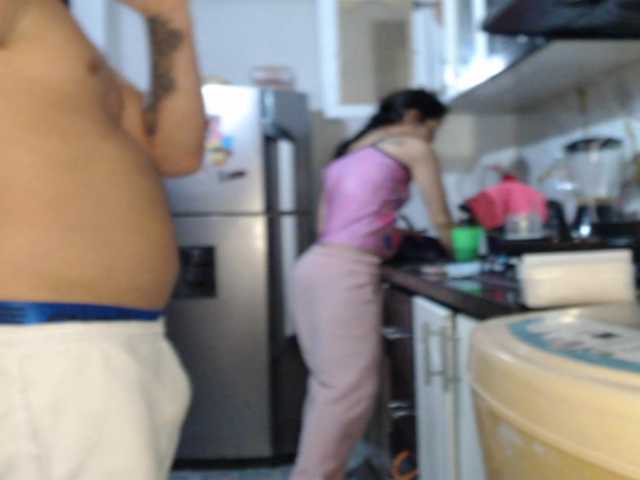 Kingofqueen23 live webcam show