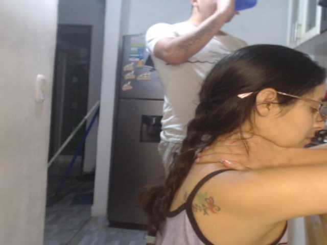 Kingofqueen23 live cam on BongaCams