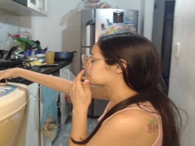 Kingofqueen23