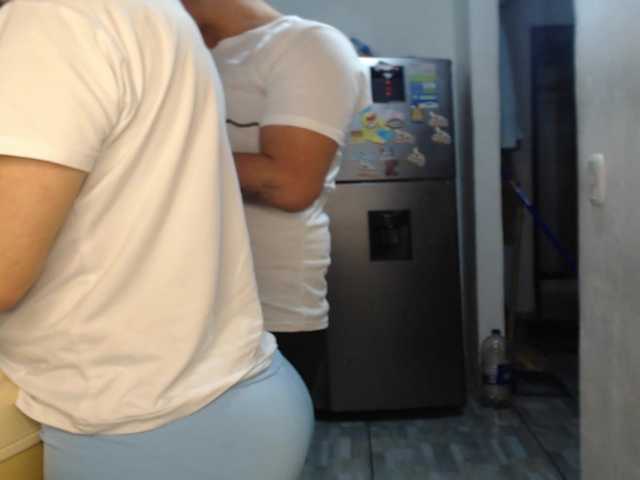 Kingofqueen23 live cam preview