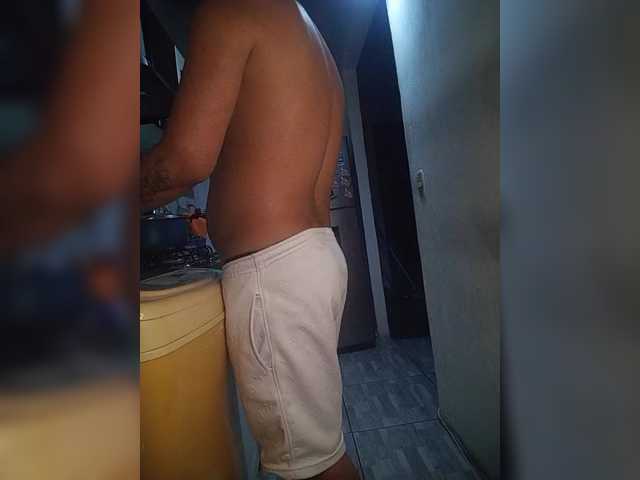 Kingofqueen23