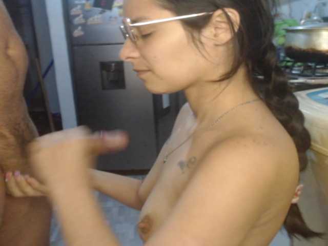 Kingofqueen23 live cam on BongaCams