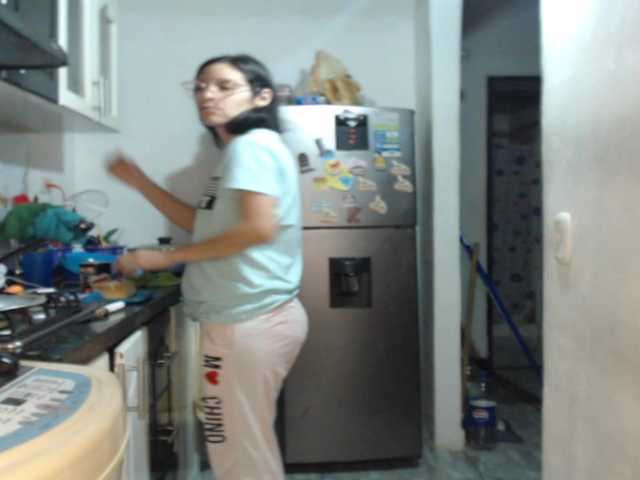 Kingofqueen23