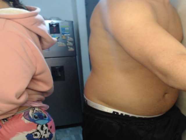 Kingofqueen23 live cam on BongaCams