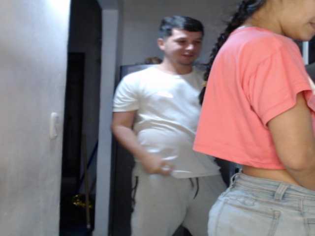 Kingofqueen23 live webcam show