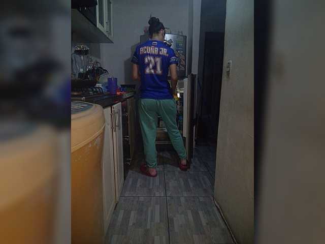 Kingofqueen23
