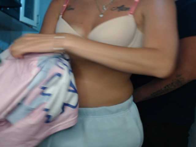 Kingofqueen23
