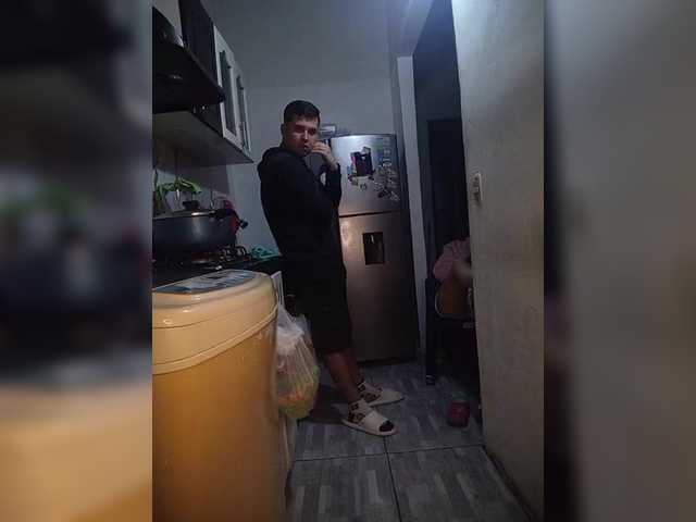 Kingofqueen23