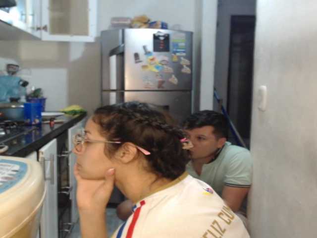 Kingofqueen23 live cam on BongaCams