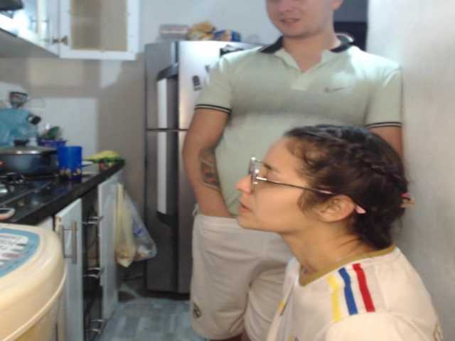 Kingofqueen23 live cam on BongaCams