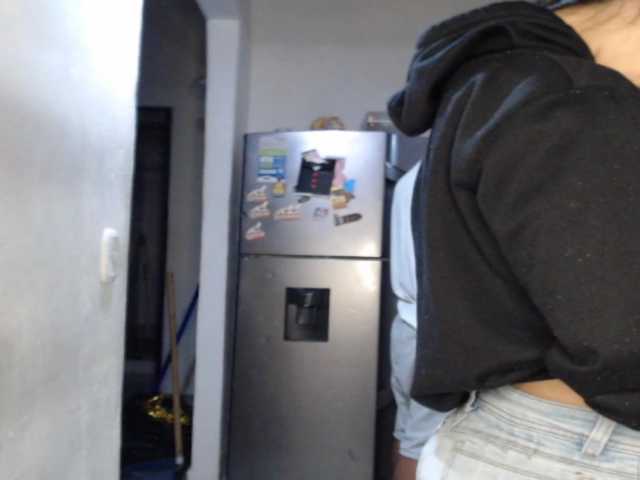 Kingofqueen23 live cam on BongaCams