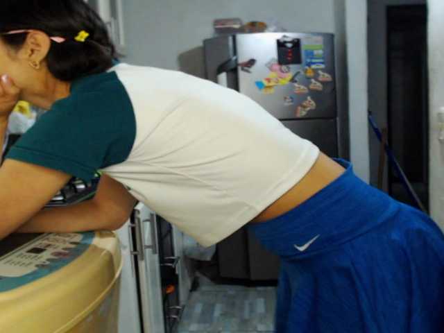 Kingofqueen23 live cam on BongaCams