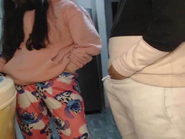 Kingofqueen23 live cam on BongaCams