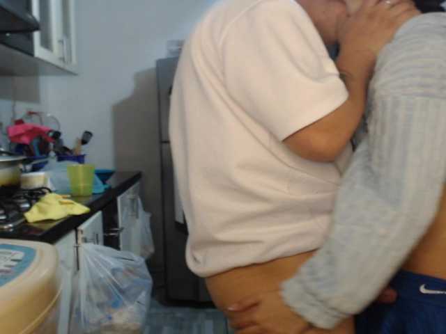 Kingofqueen23 live cam on BongaCams