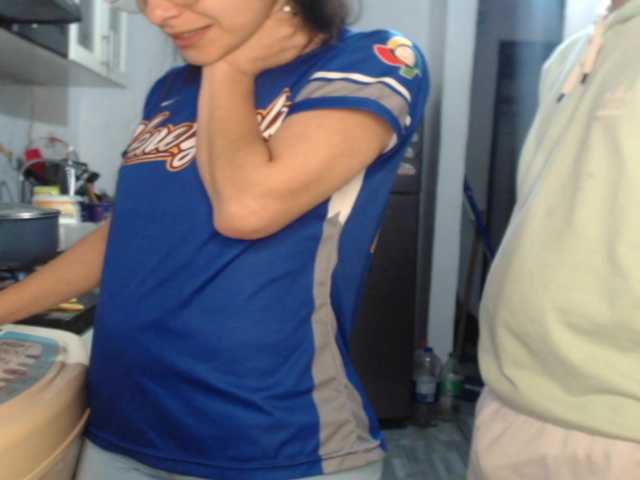 Kingofqueen23 live cam on BongaCams