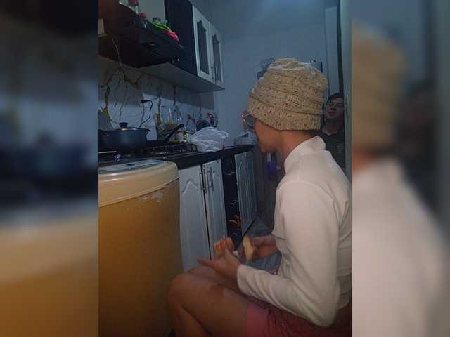 Kingofqueen23