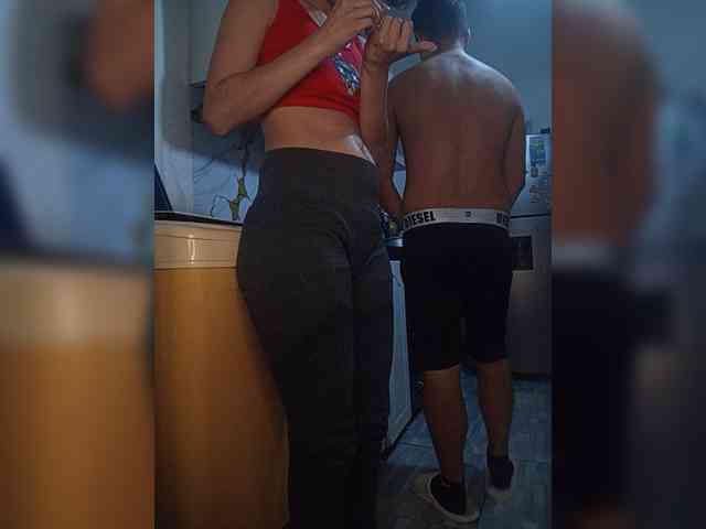 Kingofqueen23 webcam