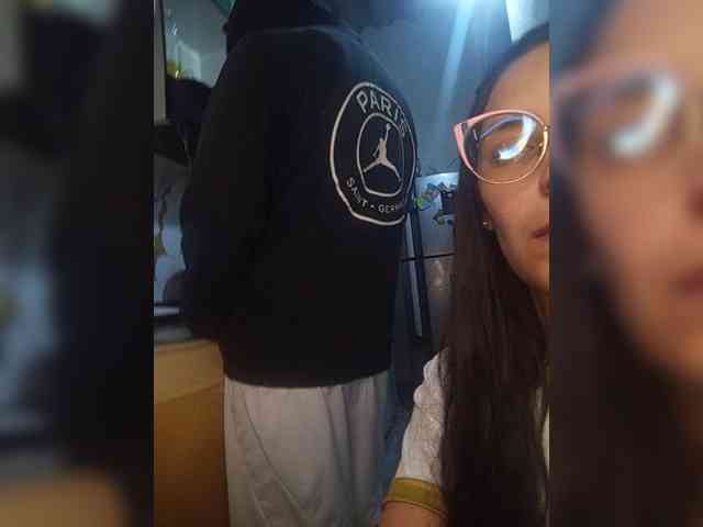 Kingofqueen23 webcam