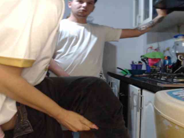 Kingofqueen23 webcam