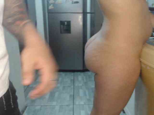 Kingofqueen23 webcam