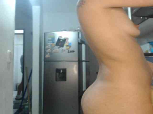 Modelo: Kingofqueen23