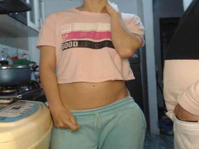 Kingofqueen23 webcam