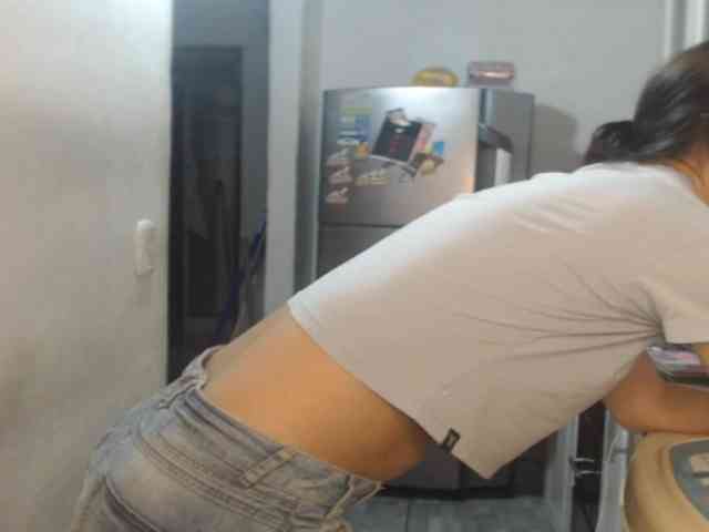 Modelo: Kingofqueen23