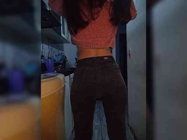 Kingofqueen23 webcam