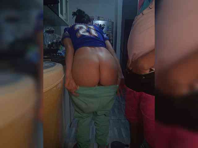 Kingofqueen23 webcam