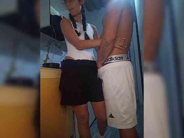 Kingofqueen23 webcam