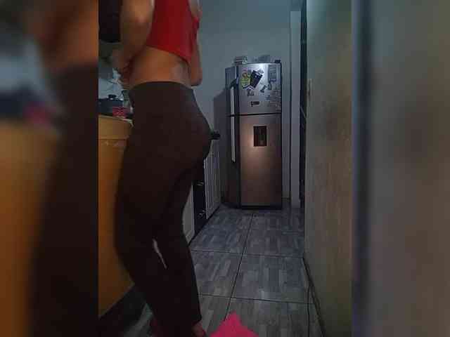Kingofqueen23 webcam