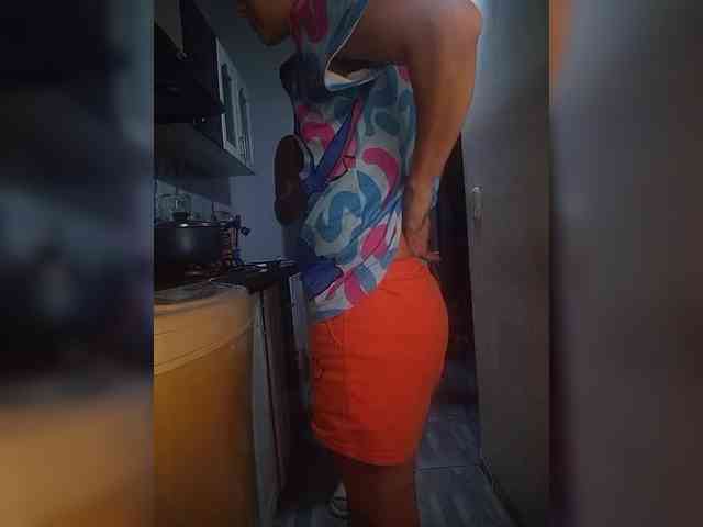 Kingofqueen23 webcam