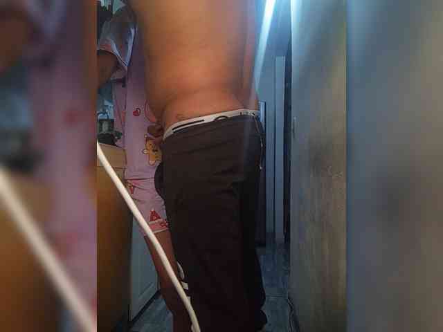 Kingofqueen23 webcam