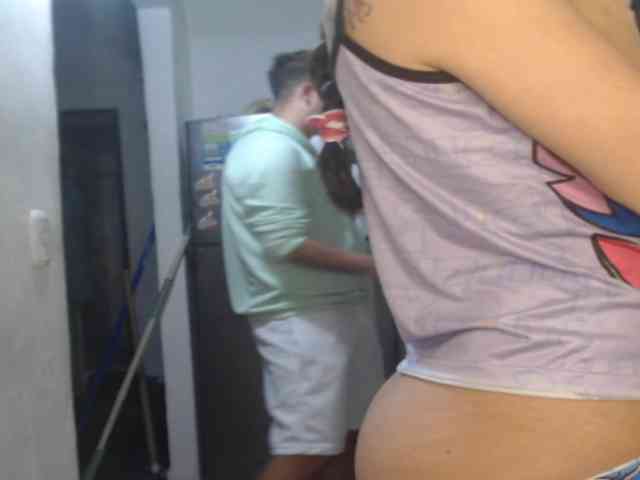 Kingofqueen23 webcam