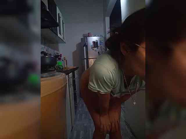 Modelo: Kingofqueen23