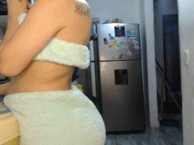 Kingofqueen23 webcam