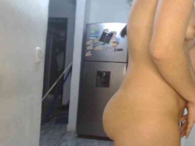 Kingofqueen23 webcam