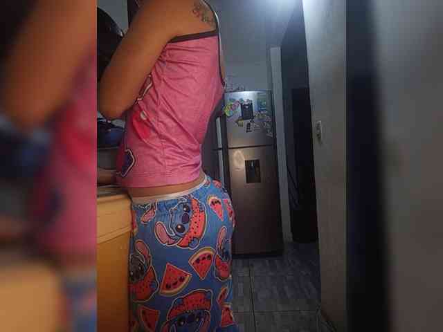 Kingofqueen23 webcam