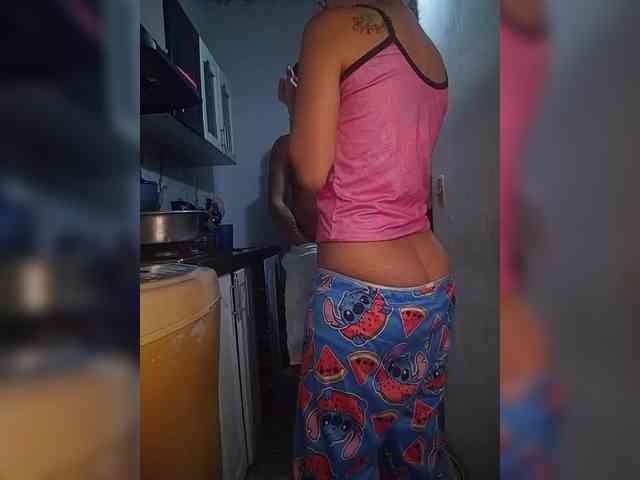 Kingofqueen23 webcam