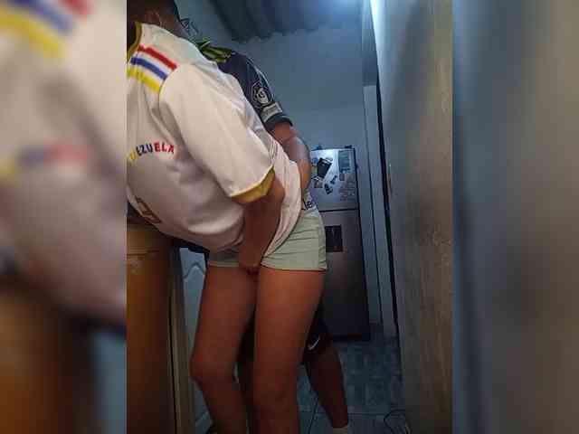 Modelo: Kingofqueen23