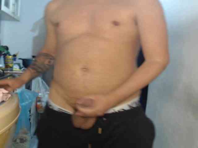 Kingofqueen23 webcam