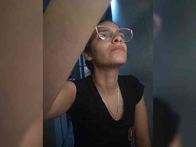 Kingofqueen23 webcam