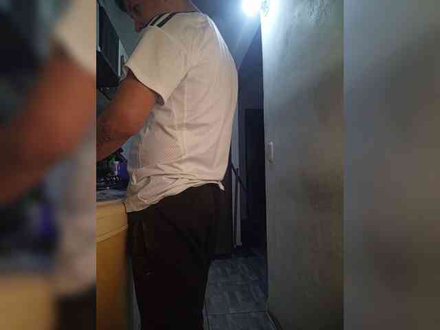 Modelo: Kingofqueen23