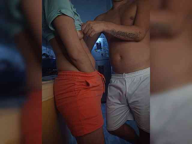 Kingofqueen23 webcam